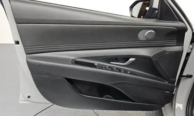 Hyundai Avante 2021, 14142 км, за 14267.11 USD - фото 24
