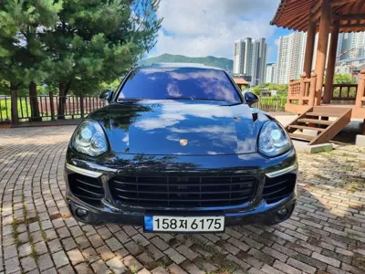 Porsche Cayenne 2015, 170000 км, за 17395.3 USD
