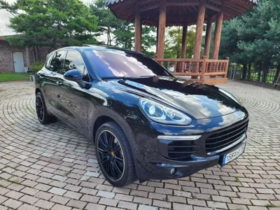 Porsche Cayenne 2015, 170000 км, за 17395.3 USD