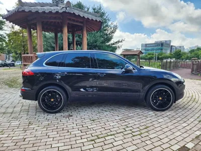 Porsche Cayenne 2015, 170000 км, за 17395.3 USD