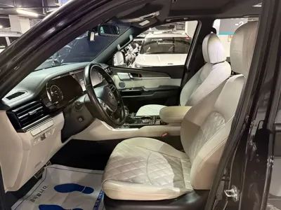 Kia Mohave · 2021 год