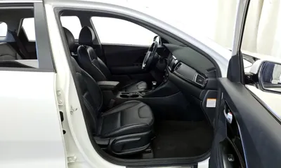 Kia Niro 2018, 146202 км, за 7069.71 USD - фото 11
