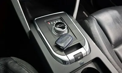 Land Rover Discovery Sport 2016, 150801 км, за 4827.81 USD - фото 9