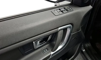 Land Rover Discovery Sport 2016, 150801 км, за 4827.81 USD - фото 18
