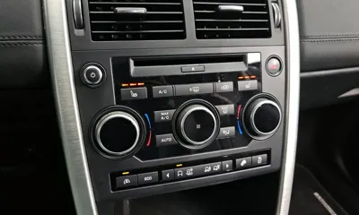 Land Rover Discovery Sport 2016, 150801 км, за 4827.81 USD - фото 20