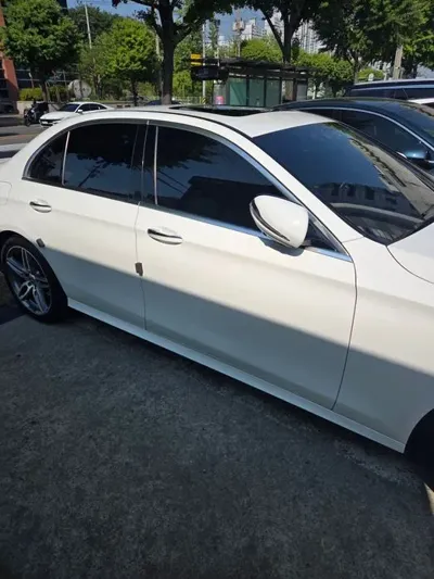 Mercedes-Benz E-Class 2020, 73650 км, за 21662.07 USD