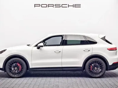 Porsche Cayenne 2020, 62000 км, за 52677.02 USD