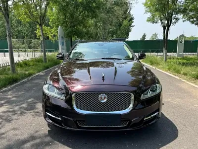 Jaguar XJ 2014, 110000 км, за 10166.63 USD