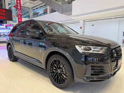 Audi Q7 2024, 90000 км, за 46925.78 USD