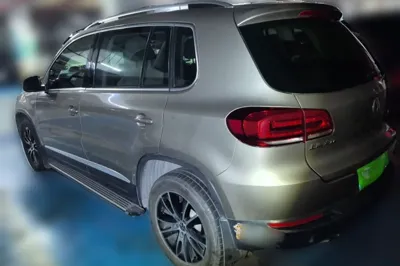 Volkswagen Tiguan 2015, 77900 км, за 6103 USD