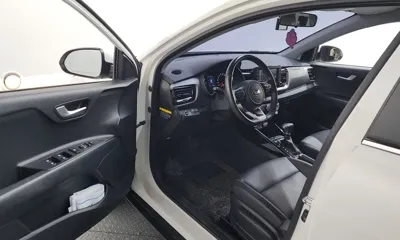 Kia Stonic 2019, 69784 км, за 7877.12 USD - фото 10