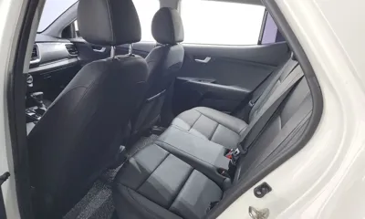 Kia Stonic 2019, 69784 км, за 7877.12 USD - фото 18