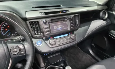 Toyota RAV4 2018, 89159 км, за 16474.57 USD - фото 14