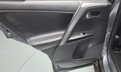 Toyota RAV4 2018, 89159 км, за 16474.57 USD - фото 25