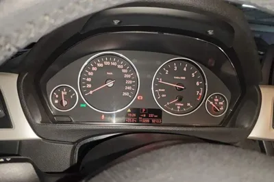 BMW 3 Series 2015, 113200 км, за 8510 USD - фото 8