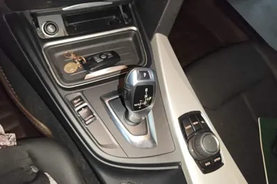 BMW 3 Series 2015, 113200 км, за 8510 USD - фото 11