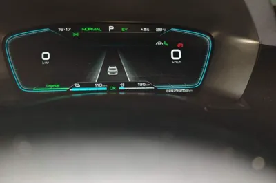 BYD Song PLUS New Energy 2021, 28200 км, за 12450 USD - фото 12