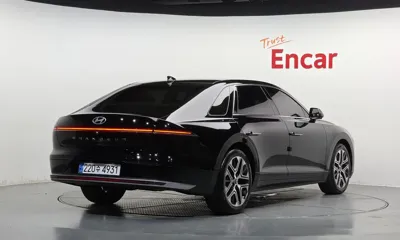 Hyundai Grandeur 2023, 49012 км, за 19364.58 USD