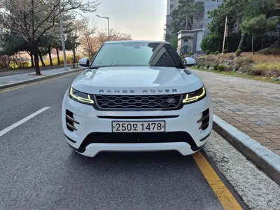 Land Rover Range Rover Evoque 2020, 51272 км, за 17746.86 USD - фото 1