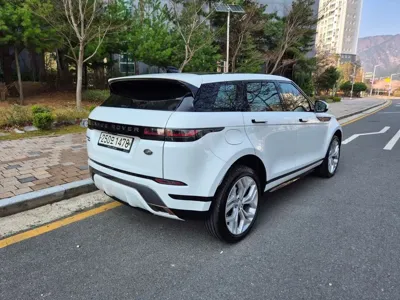 Land Rover Range Rover Evoque 2020, 51272 км, за 17746.86 USD - фото 6