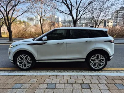 Land Rover Range Rover Evoque 2020, 51272 км, за 17746.86 USD - фото 7