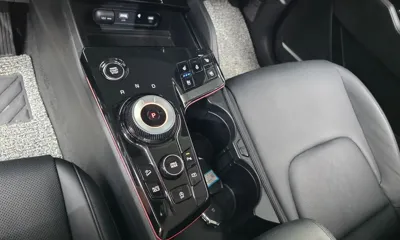 Kia Sportage 2022, 11798 км, за 18037.37 USD - фото 9