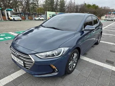 Hyundai Avante 2016, 57023 км, за 7745.83 USD