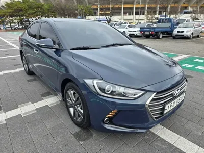 Hyundai Avante 2016, 57023 км, за 7745.83 USD
