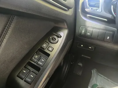 Kia K7 2012, 112644 км, за 3859.79 USD