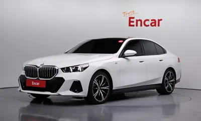 BMW 5-Series · 2025 год