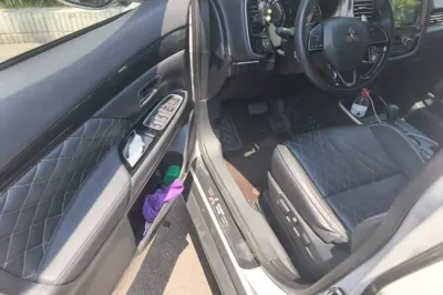 Mitsubishi Outlander 2020, 47100 км, за 12877 USD - фото 13