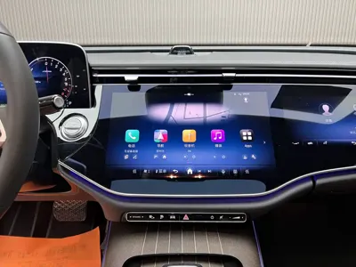 Mercedes-Benz E-Class New Energy 2024, 20600 км, за 45713.82 USD