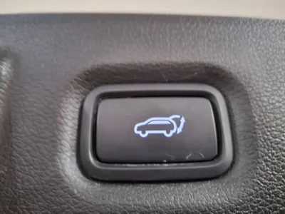 Hyundai Santafe 2023, 31000 км, за 16935.8 USD - фото 8