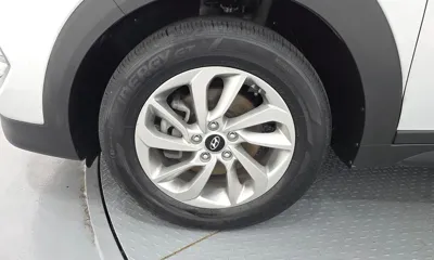 Hyundai Tucson 2018, 144300 км, за 6432.98 USD