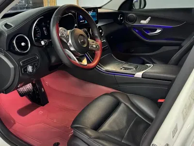 Mercedes-Benz C-Class 2021, 80000 км, за 18981.39 USD
