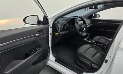 Hyundai Avante 2020, 44118 км, за 9846.4 USD - фото 10