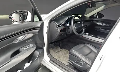 Genesis GV70 2023, 77343 км, за 21402.57 USD - фото 12