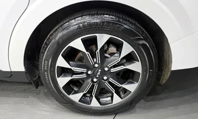 Kia Canival 2023, 54305 км, за 20132.43 USD