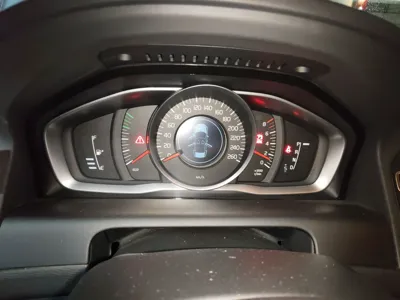 Volvo XC60 2017, 82200 км, за 10963 USD - фото 12