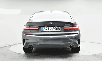 BMW 3-Series 2020, 54771 км, за 18331.92 USD