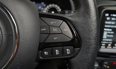 Jeep Renegade 2021, 30917 км, за 11726.39 USD - фото 15