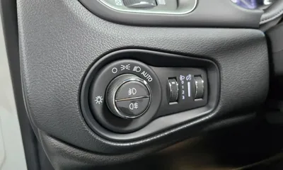 Jeep Renegade 2021, 30917 км, за 11726.39 USD - фото 19