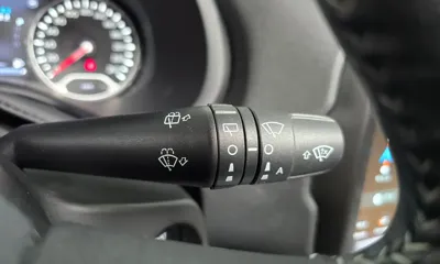 Jeep Renegade 2021, 30917 км, за 11726.39 USD - фото 27