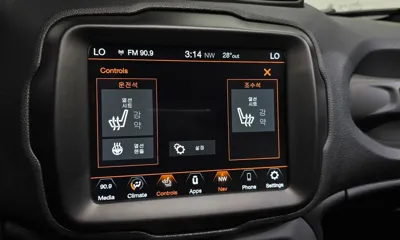 Jeep Renegade 2021, 30917 км, за 11726.39 USD - фото 33