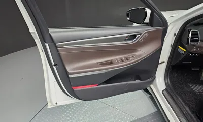 Hyundai Grandeur 2017, 92427 км, за 10083.28 USD - фото 24
