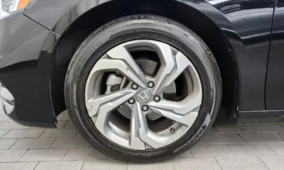 Honda Accord 2018, 100153 км, за 7922.03 USD