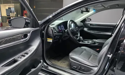 Hyundai Grandeur 2017, 154090 км, за 6840.39 USD - фото 10