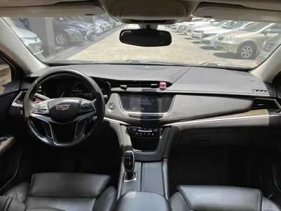 Cadillac XT5 2017, 120000 км, за 11509.61 USD