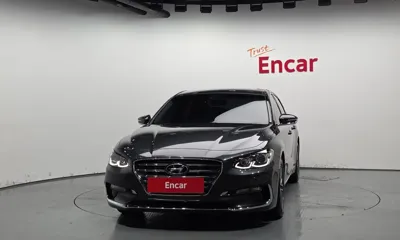 Hyundai Grandeur 2018, 115660 км, за 7882.29 USD