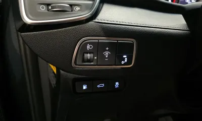 Hyundai Grandeur 2018, 115660 км, за 7882.29 USD - фото 16